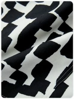 Kollyy Black-White Top Outwear -Tops Sales 95c4604b7c4ca40d47c501430a047eb6